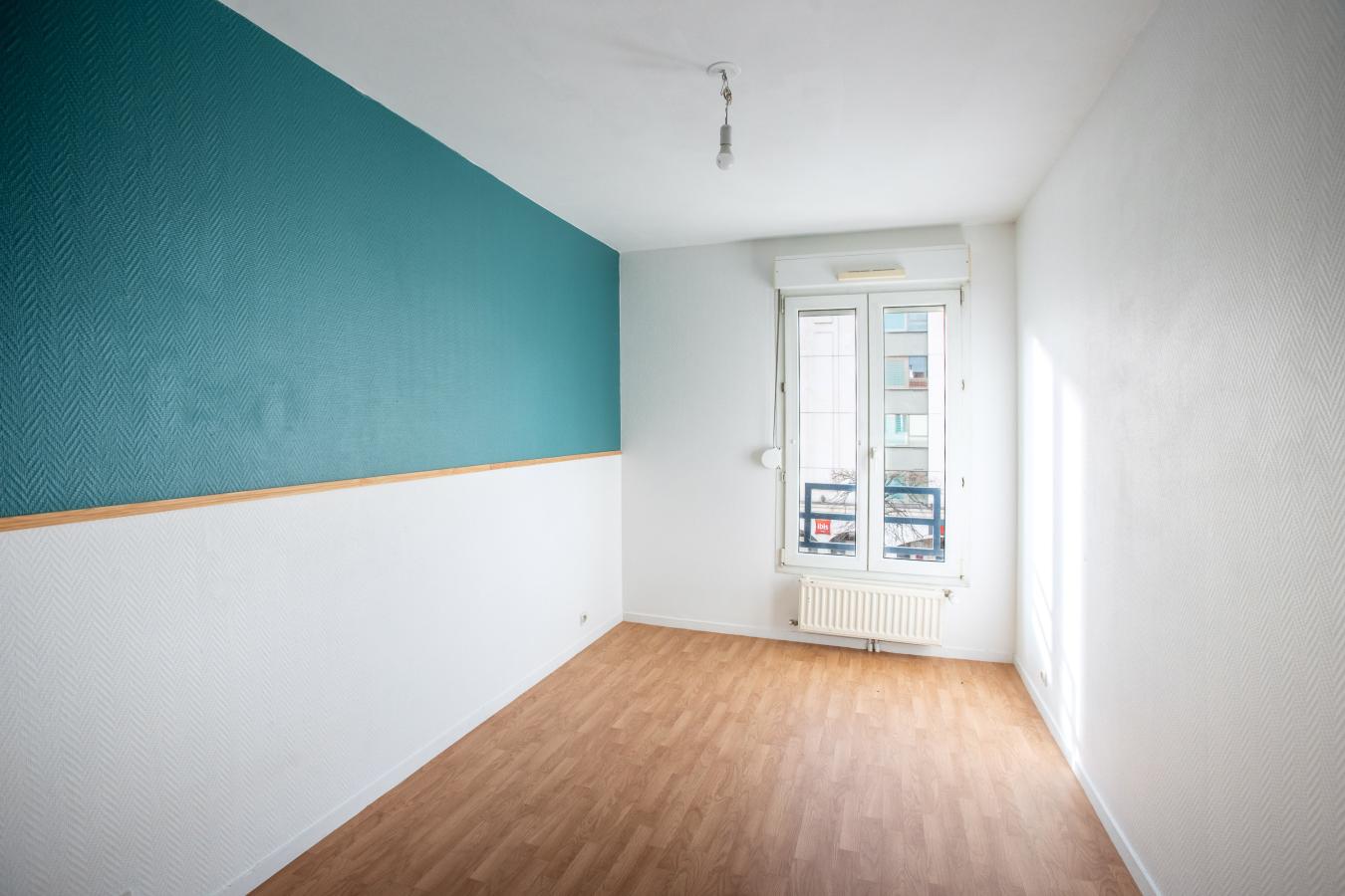 
																																							6 pièces - 
																																						1er étage - 107m² - 1 835,97 € - Photo #6