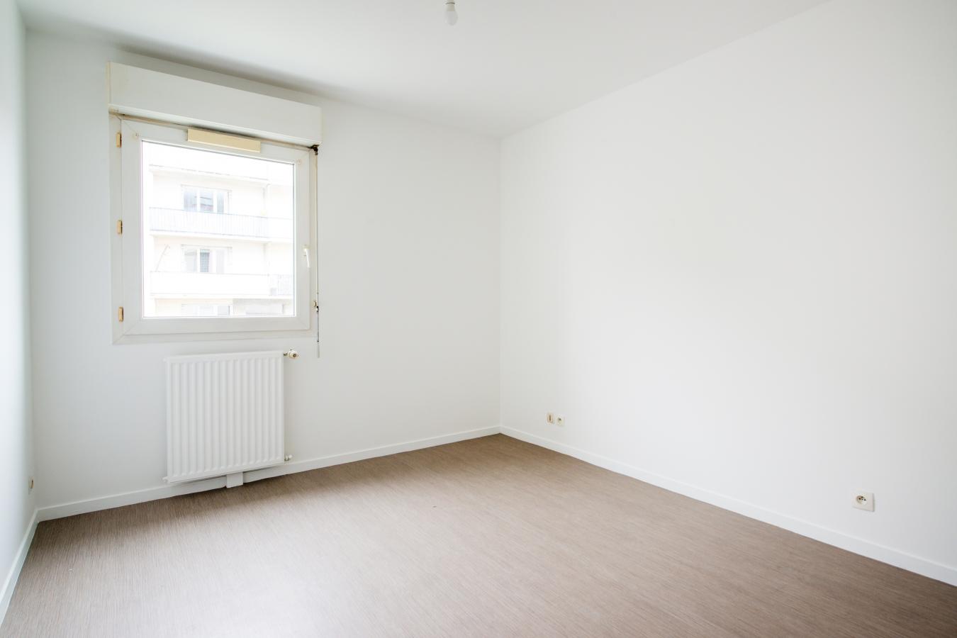 
																			2 pièces - 
																		1er étage - 54m² - 132 000 € - Photo #5