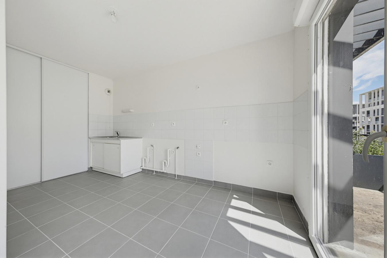 
																																							3 pièces - 
																																						5ème étage - 61m² - 161 000 € - Photo #1