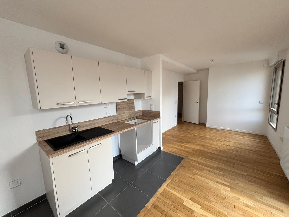 2 pièces - 7ème étage - 50m² - 1 343,69 € - Photo #4