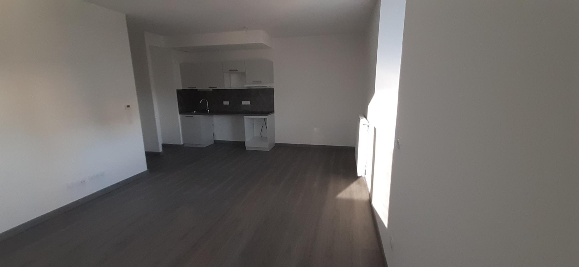
																																							3 pièces - 
																																						3ème étage - 63m² - 864,55 € - Photo #2