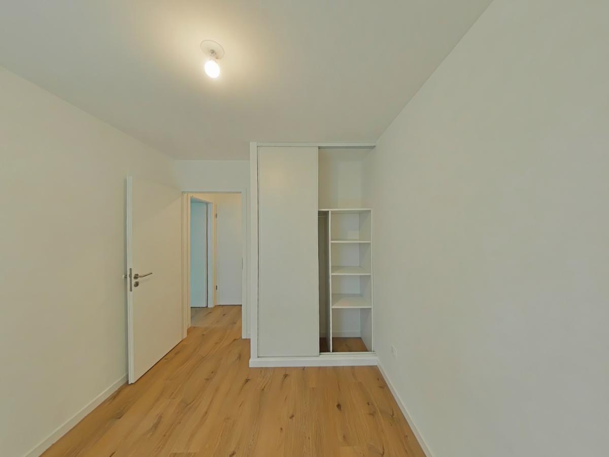 
																																							4 pièces - 
																																						3ème étage - 80m² - 1 126,57 € - Photo #5