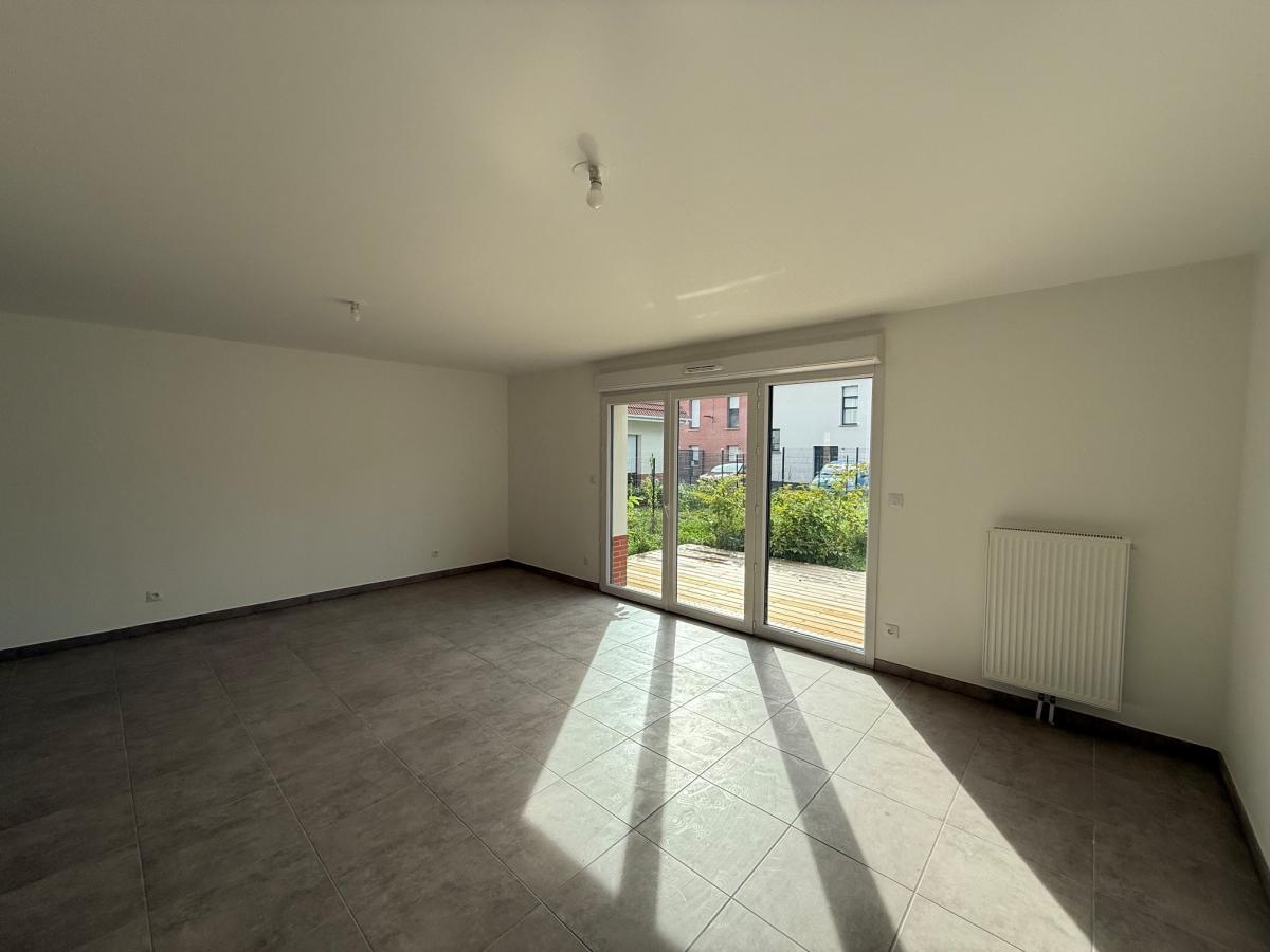 
																																							4 pièces - 
																																						RDC - 85m² - 794,14 € - Photo #1