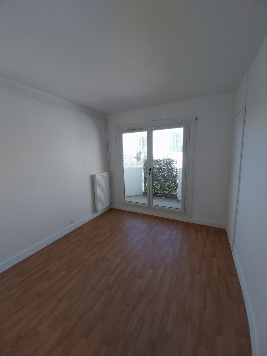 
																																							3 pièces - 
																																						5ème étage - 66m² - 1 173,27 € - Photo #2