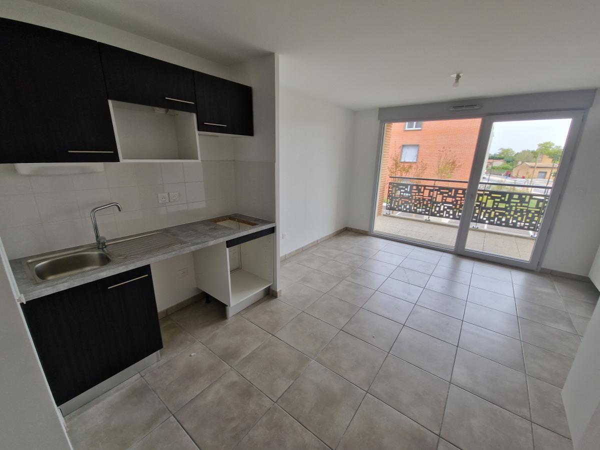 
																																							2 pièces - 
																																						1er étage - 43m² - 526,80 € - Photo #1