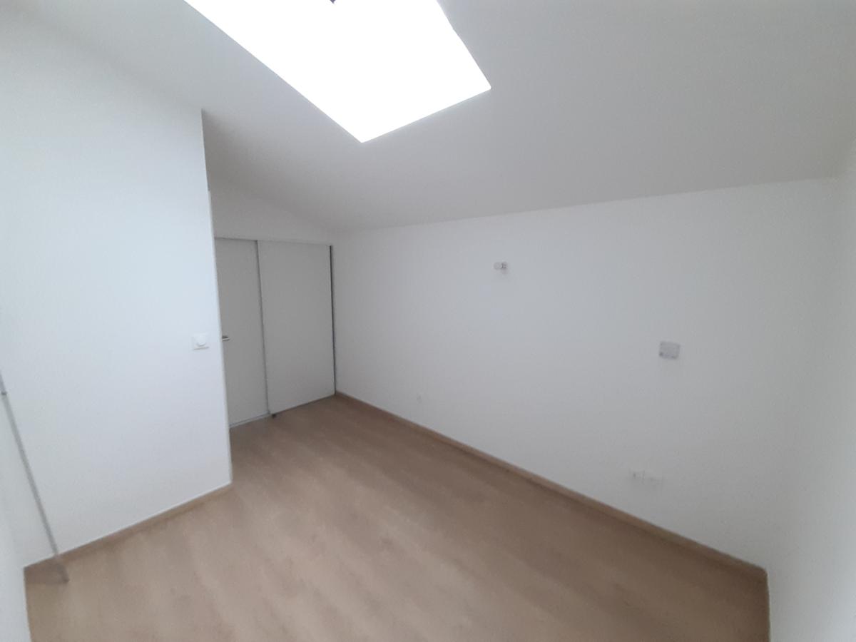 
																			4 pièces - 
																		3ème étage - 88m² - 1 203,66 € - Photo #4