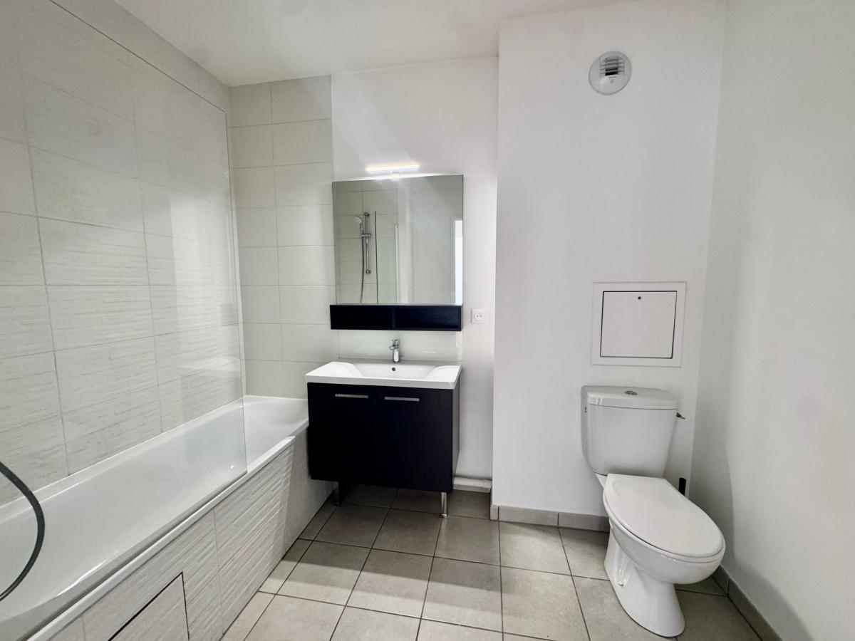 3 pièces - 4ème étage - 82m² photo 4