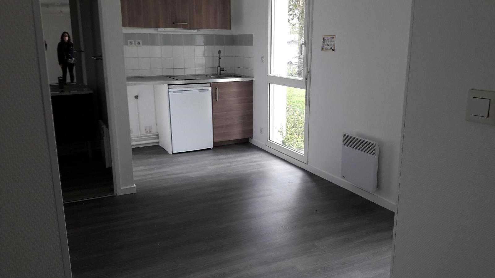 
																																							1 pièce - 
																																						RDC - 31m² - 441,51 € - Photo #1