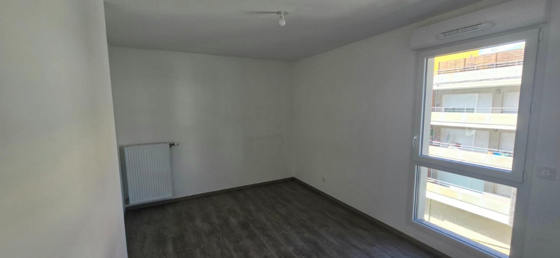 
																			3 pièces - 
																		3ème étage - 63m² - 911,46 € - Photo #4