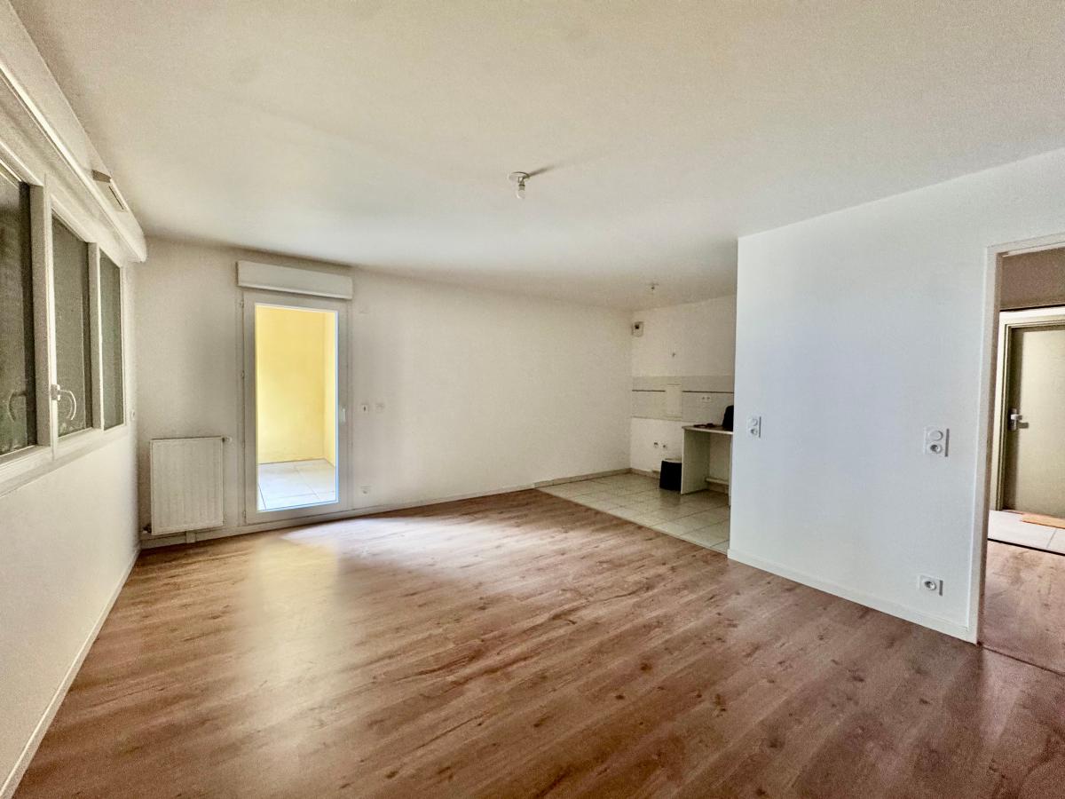 2 pièces - RDC - 49m² - 925,28 € - Photo #1