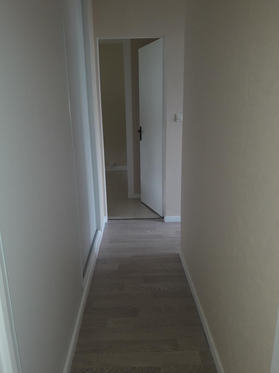 
																																							3 pièces - 
																																						1er étage - 58m² - 753,84 € - Photo #2