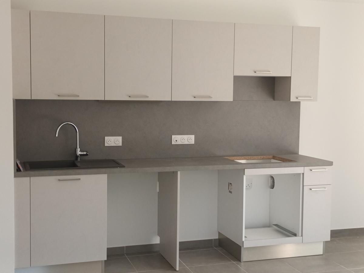 
																																							3 pièces - 
																																						1er étage - 68m² - 1 177,01 € - Photo #2