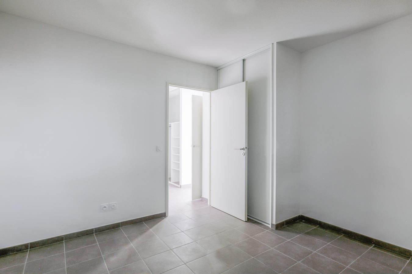 
																			3 pièces - 
																		3ème étage - 64m² - 937,59 € - Photo #4