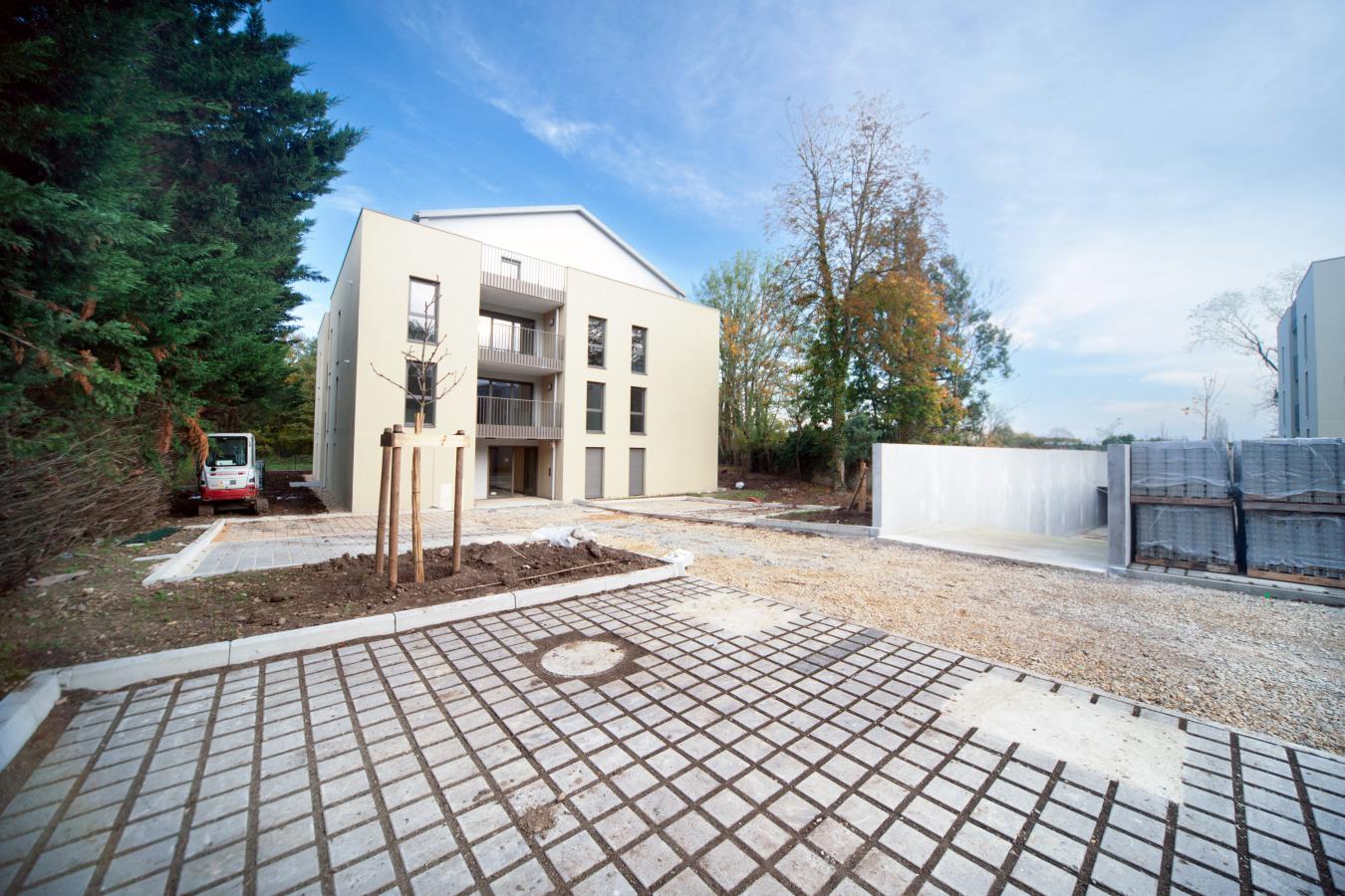 4 pièces - 3ème étage - 96m² - 1 182,37 € - Photo #0