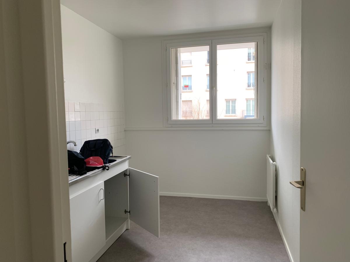 
																																							3 pièces - 
																																						1er étage - 66m² - 330 000 € - Photo #7