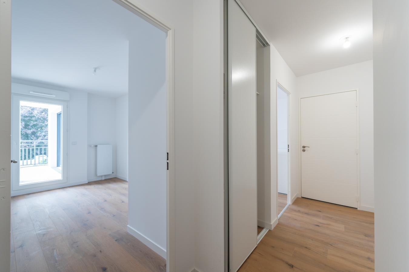 
																																							2 pièces - 
																																						RDC - 47m² - 1 069,36 € - Photo #4