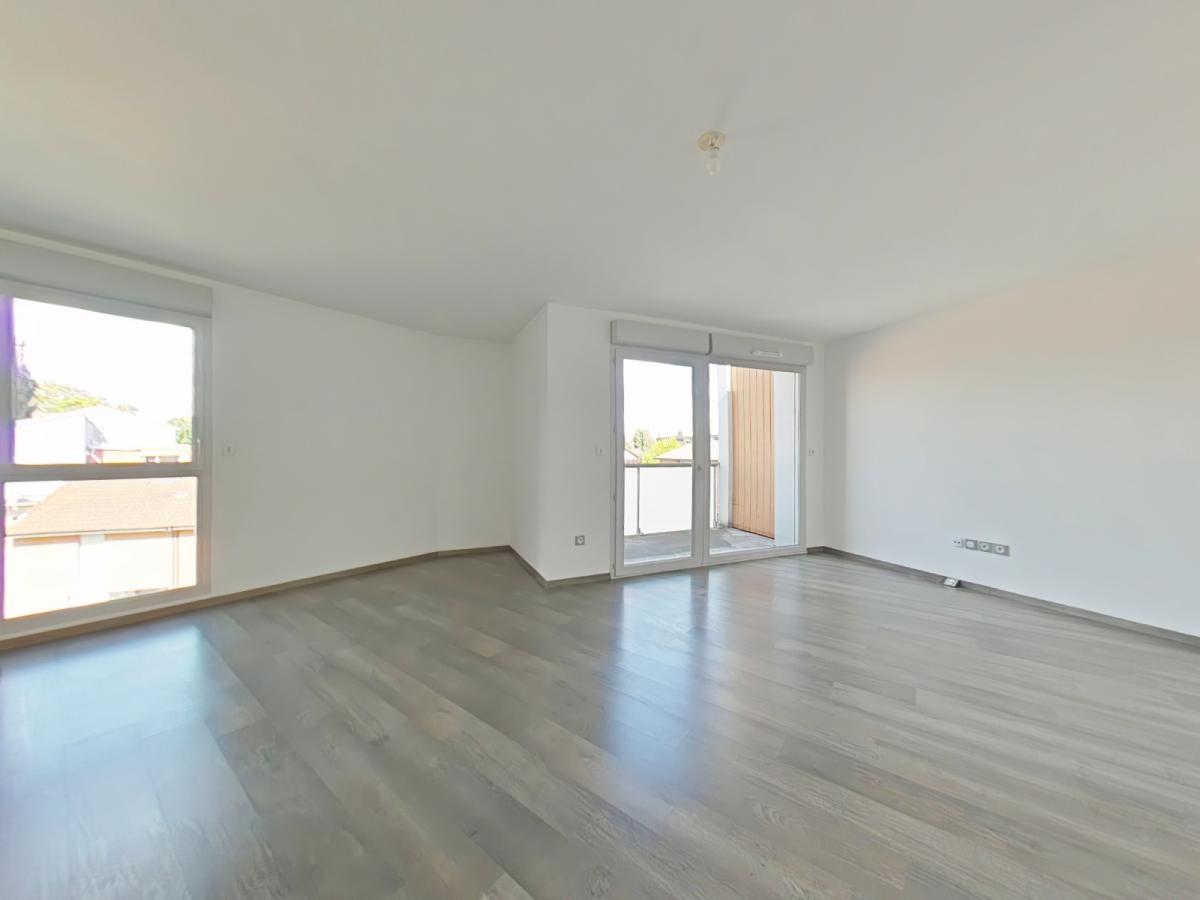 
																			3 pièces - 
																		3ème étage - 69m² - 936,52 € - Photo #0