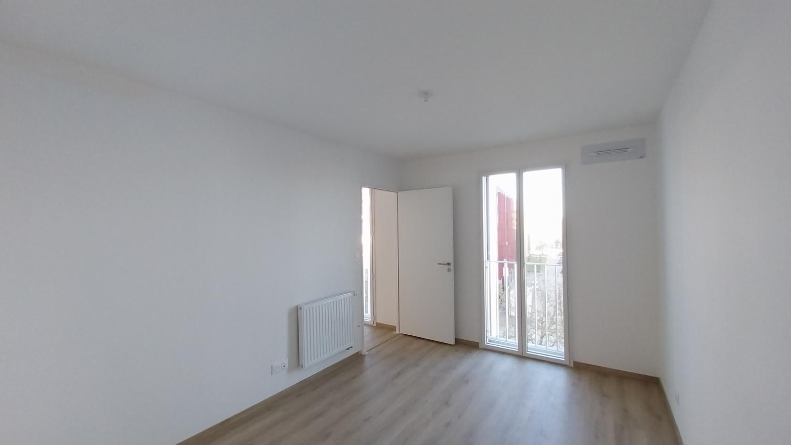 
																			2 pièces - 
																		5ème étage - 43m² - 723,83 € - Photo #4