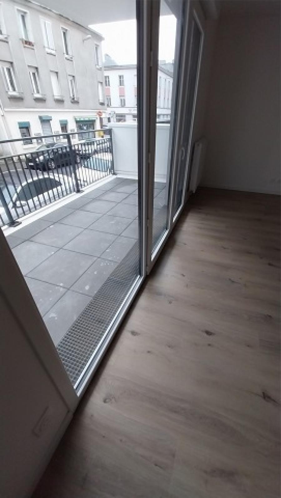 3 pièces - 3ème étage - 57m² - 729,29 € - Photo #2