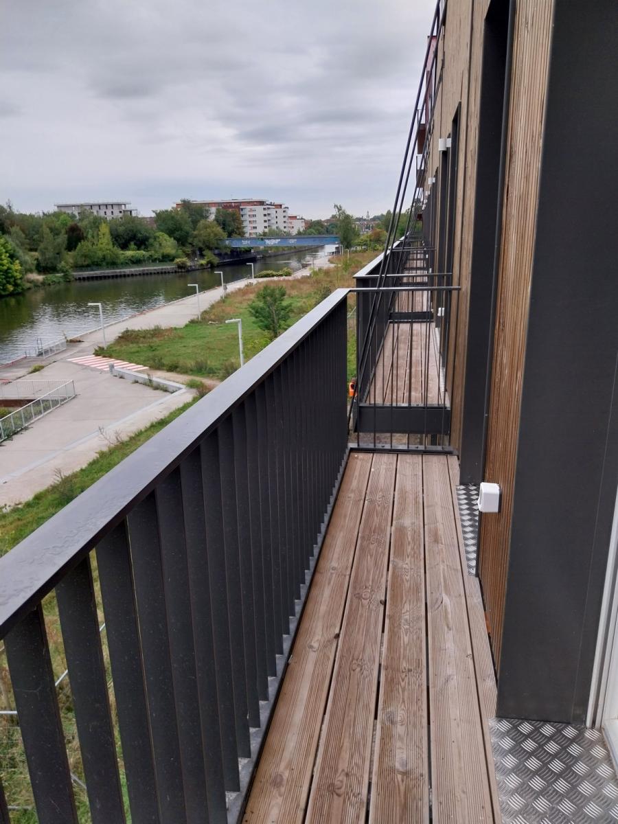 
																																							4 pièces - 
																																						1er étage - 90m² - 1 135,42 € - Photo #7