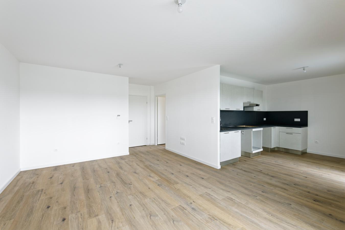 
																																							4 pièces - 
																																						RDC - 82m² - 972,30 € - Photo #4