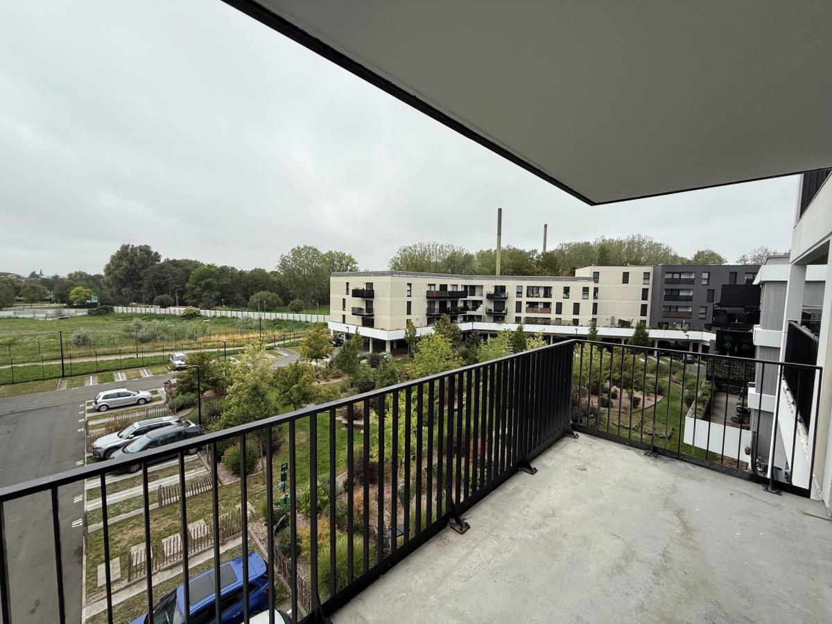 3 pièces - 3ème étage - 70m² - 851,57 € - Photo #6