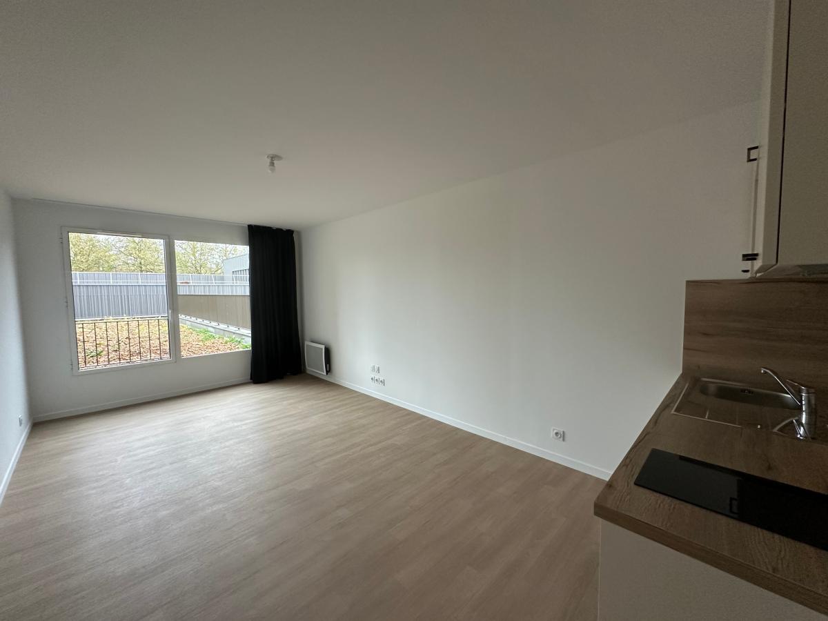 
																			2 pièces - 
																		1er étage - 45m² - 676,84 € - Photo #0