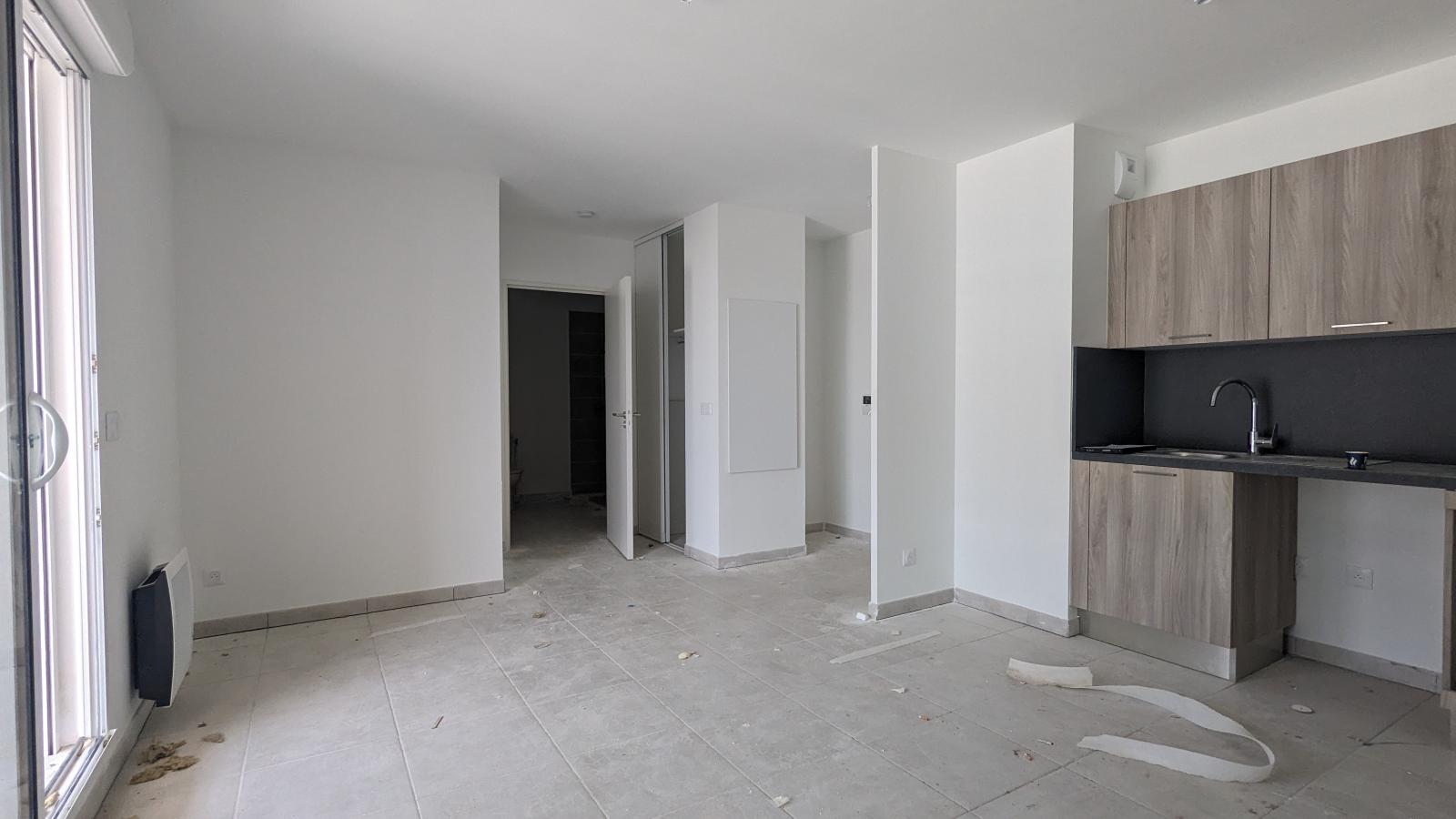 
																			2 pièces - 
																		8ème étage - 47m² - 1 012,83 € - Photo #0