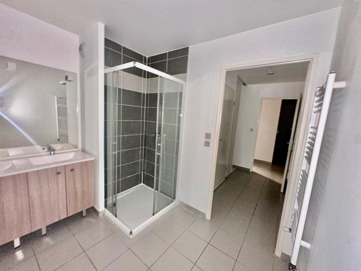 
																																							2 pièces - 
																																						RDC - 45m² - 868,56 € - Photo #3