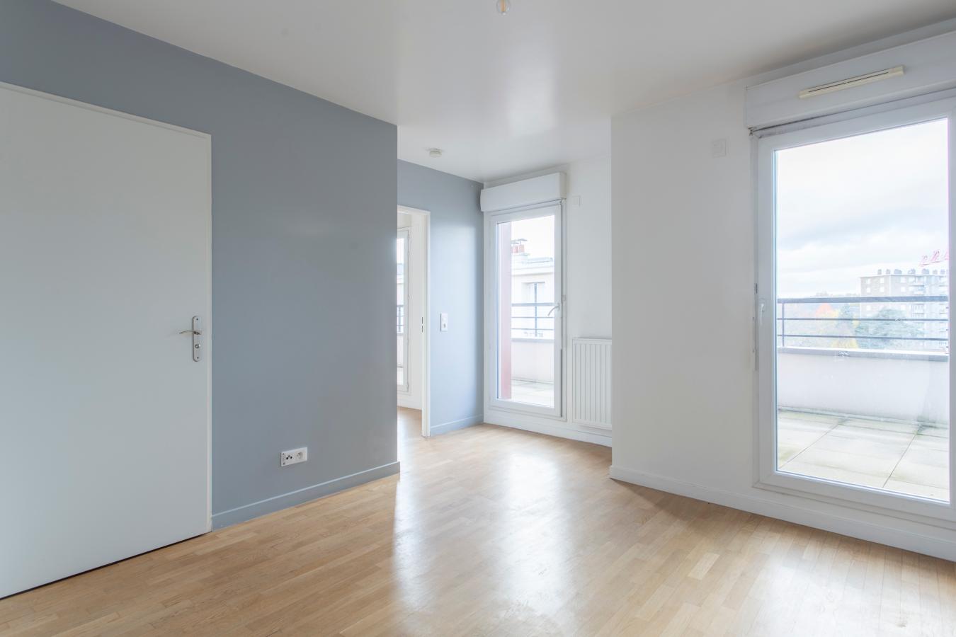 
																			2 pièces - 
																		4ème étage - 48m² - 173 800 € - Photo #4