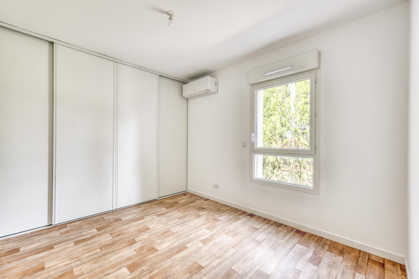 
																																							5 pièces - 
																																						RDC - 130m² - 364 800 € - Photo #5