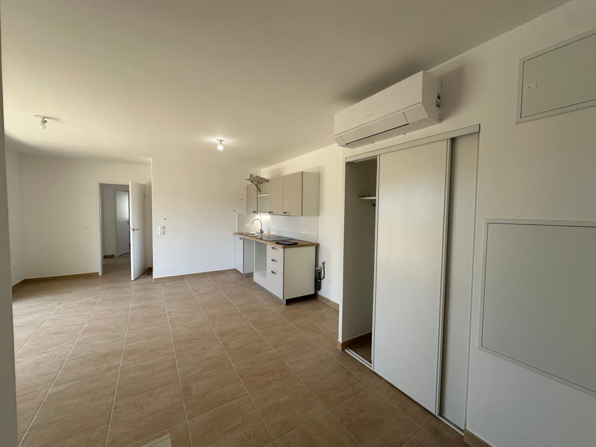 
																																							3 pièces - 
																																						1er étage - 63m² - 759,02 € - Photo #1