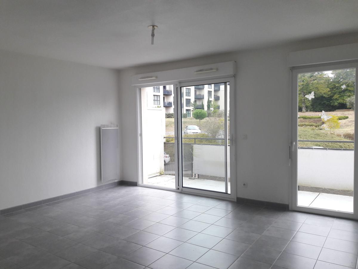 
																																							3 pièces - 
																																						3ème étage - 63m² - 735,75 € - Photo #4