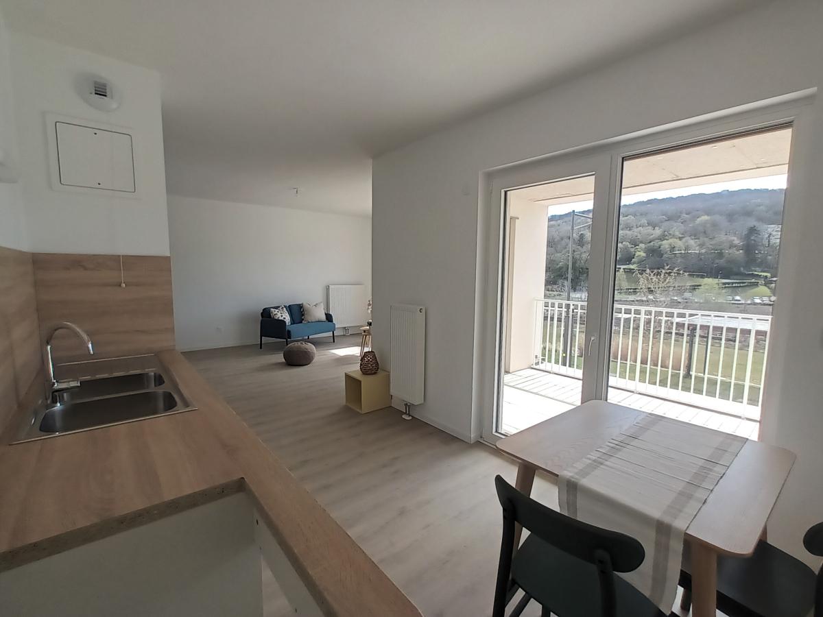 
																																							2 pièces - 
																																						7ème étage - 61m² - 963,83 € - Photo #4