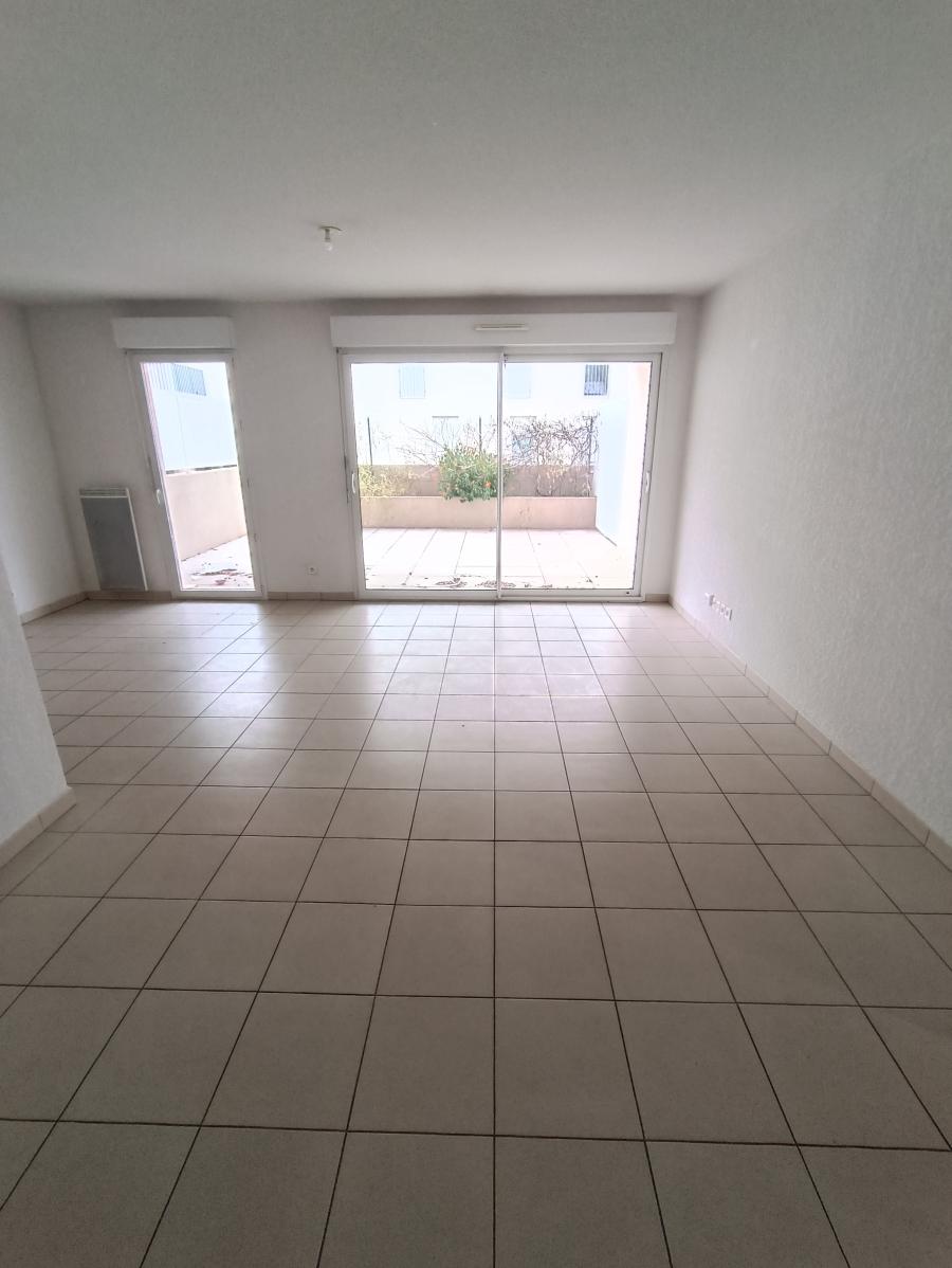 
																			3 pièces – 
																		1er étage – 65m² - 205 000 € - Photo #1