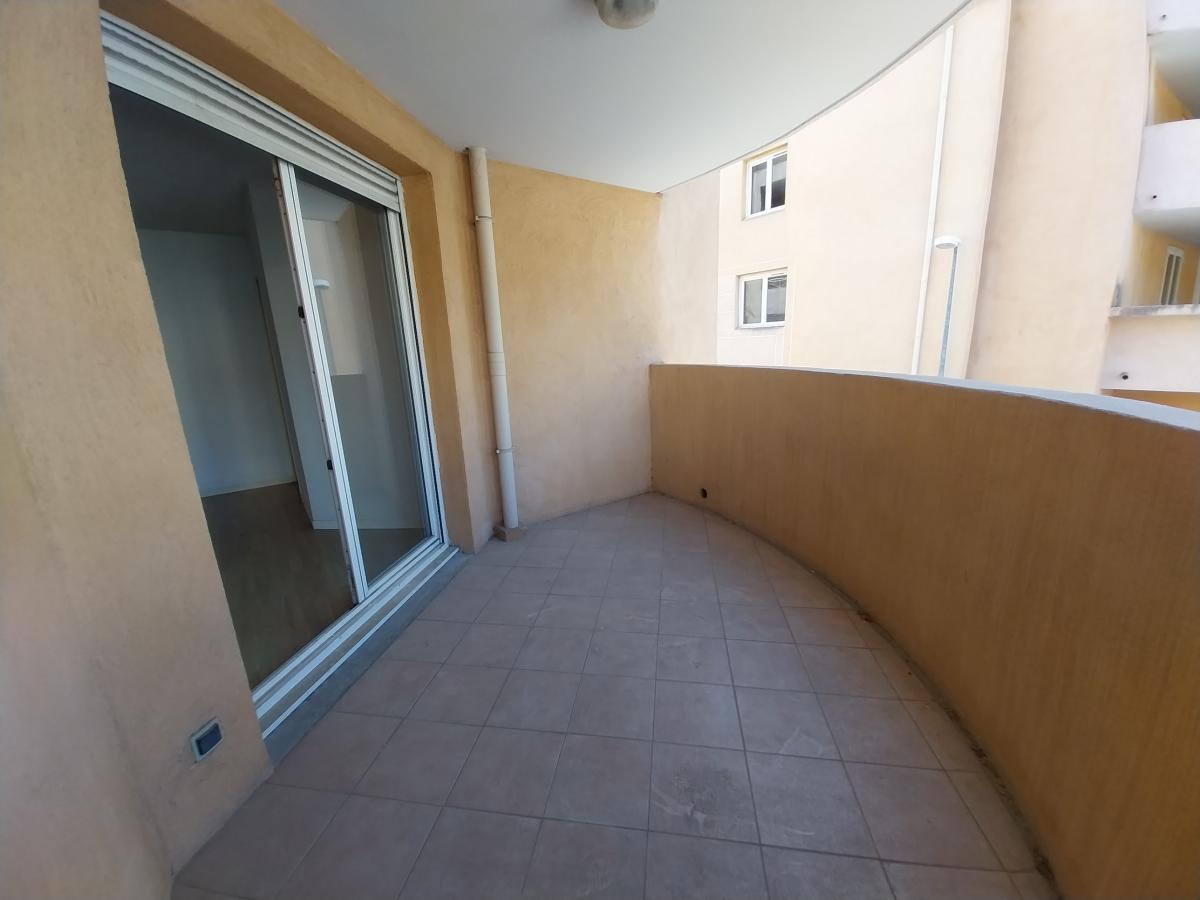 
																																							3 pièces - 
																																						1er étage - 67m² - 155 000 € - Photo #5