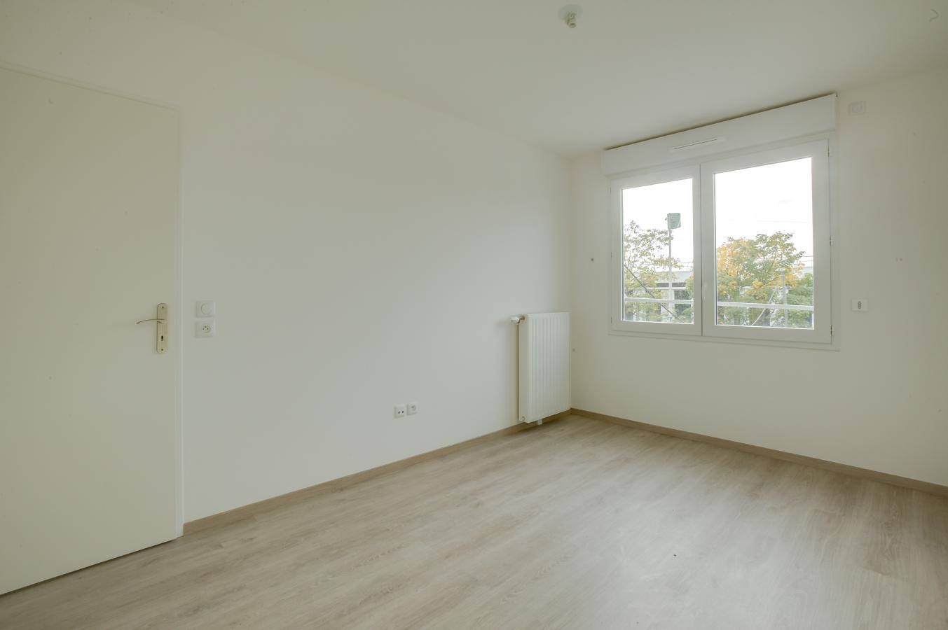 
																																							3 pièces - 
																																						5ème étage - 73m² - 1 177,08 € - Photo #4