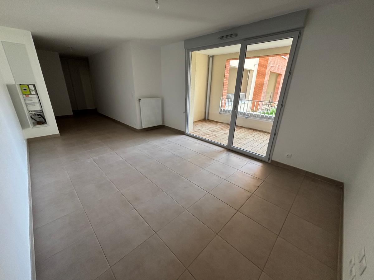 
																																							2 pièces - 
																																						RDC - 48m² - 691,67 € - Photo #6
