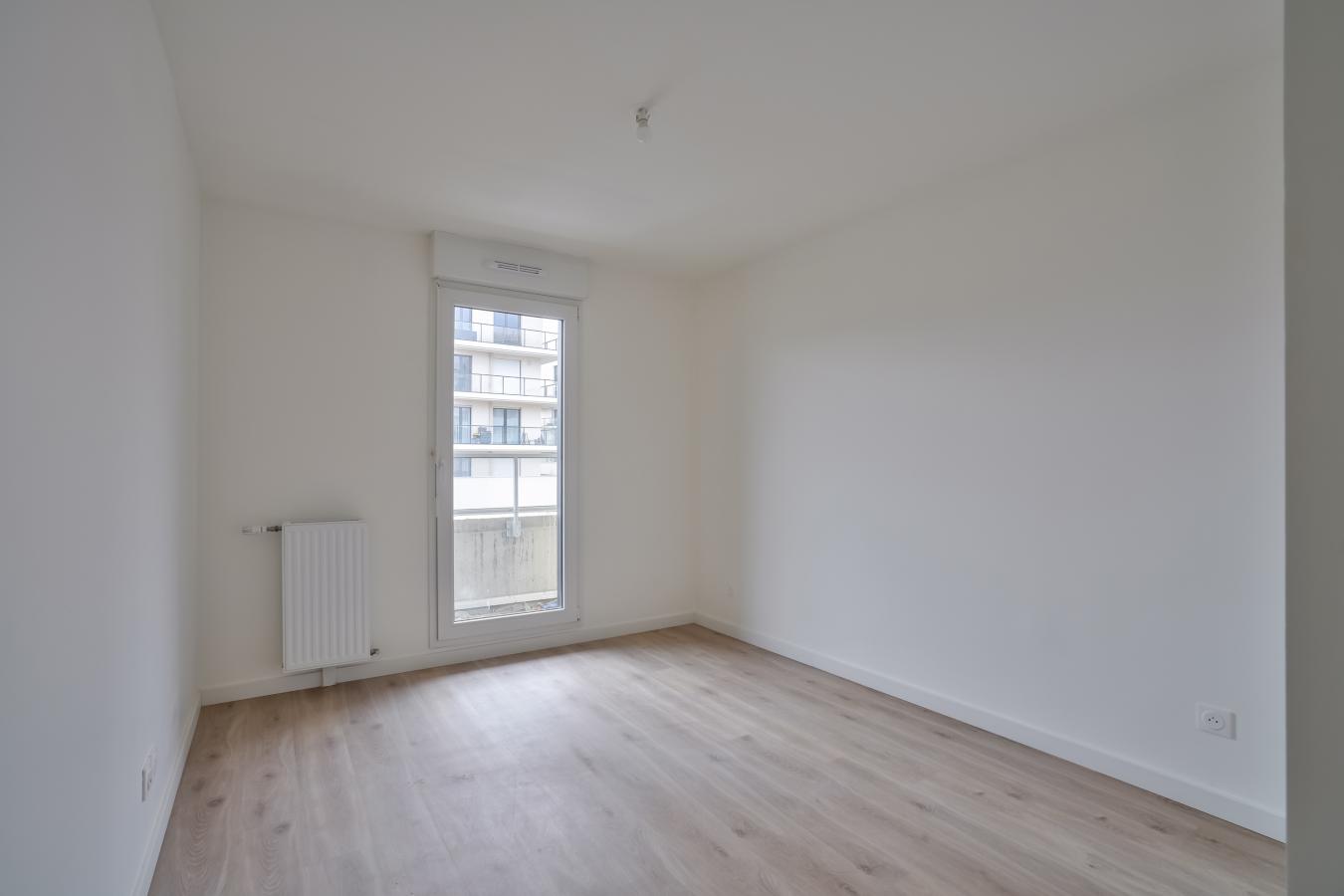 
																			2 pièces - 
																		1er étage - 44m² - 1 053,42 € - Photo #5