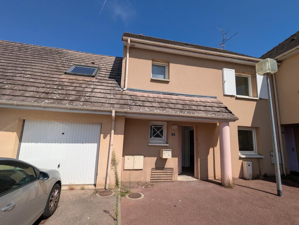 
																																							5 pièces - 
																																						RDC 185 000 € - Photo #1