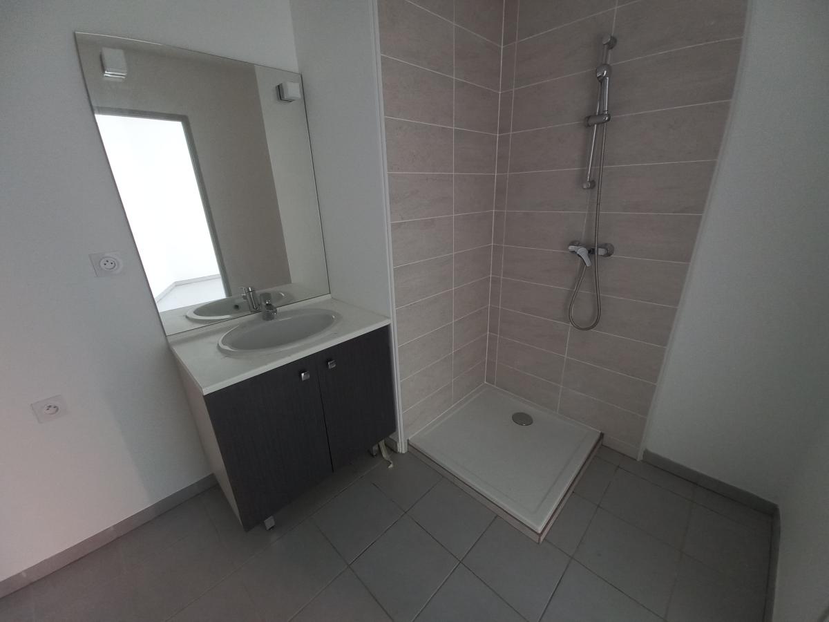 2 pièces - RDC - 46m² - 655,53 € - Photo #4