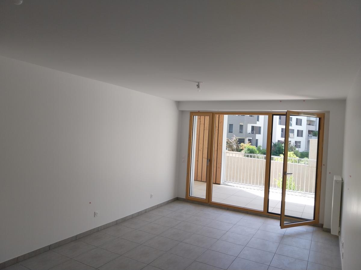 
																			2 pièces - 
																		RDC - 42m² - 771,50 € - Photo #4