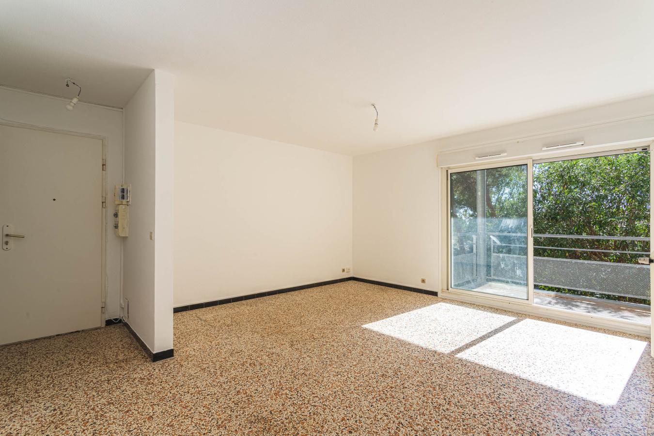5 pièces - RDC - 91m² - 289 000 € - Photo #2