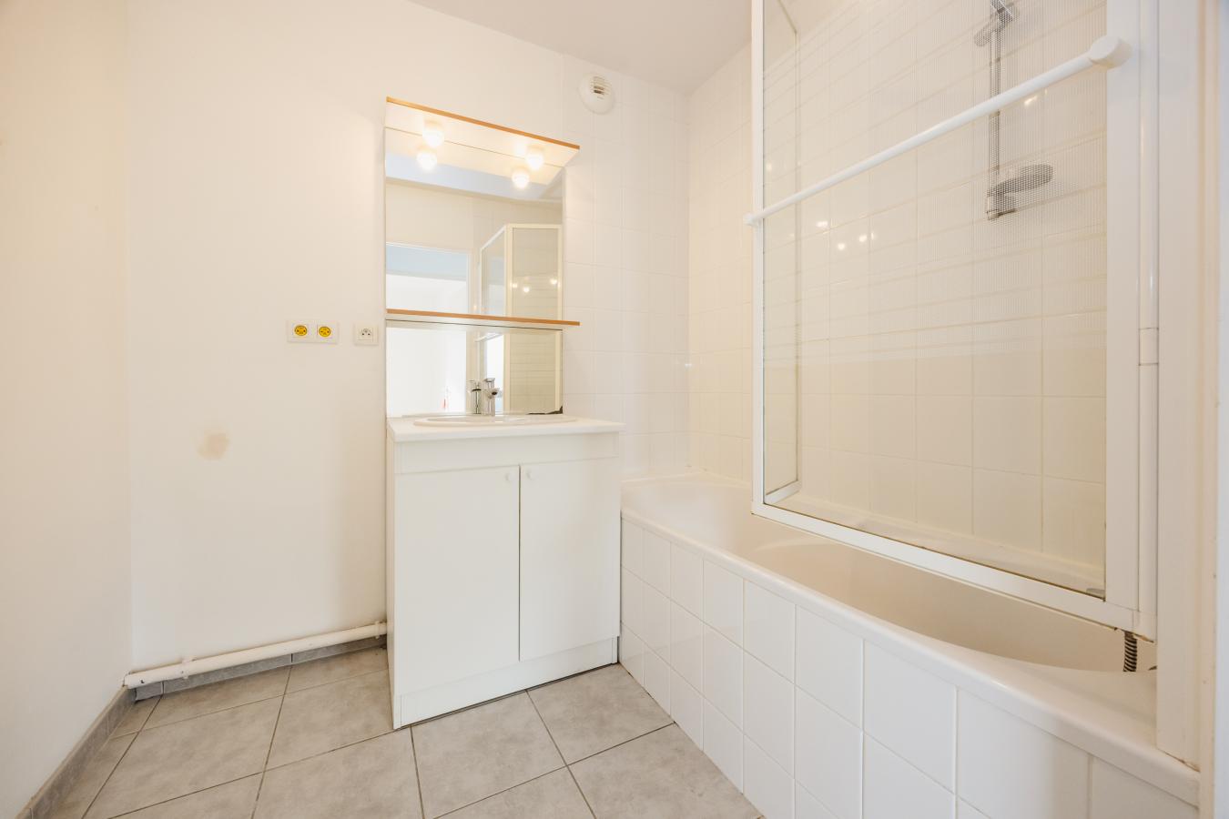 
																			4 pièces - 
																		1er étage - 83m² - 235 000 € - Photo #6