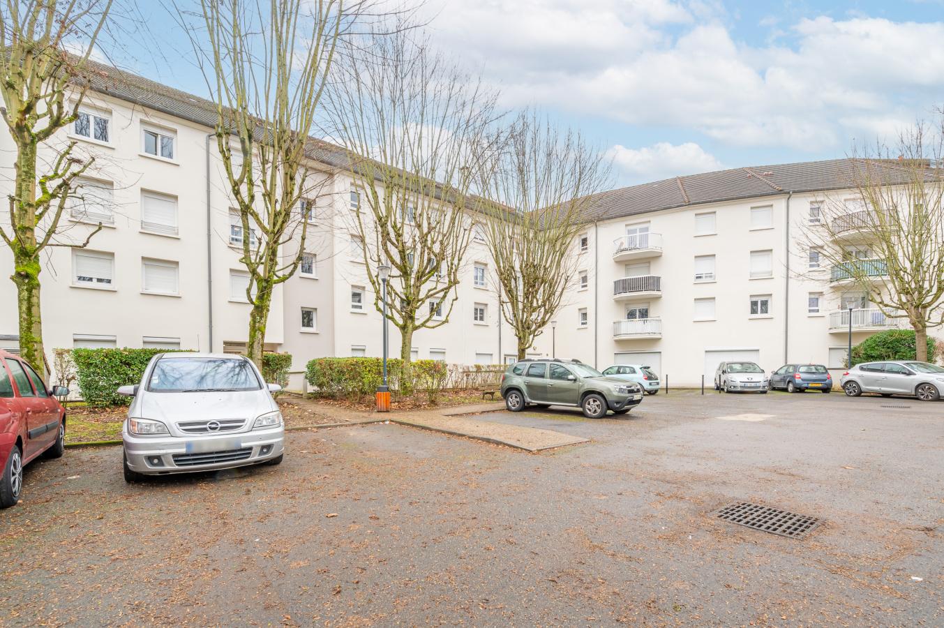 
																																							3 pièces - 
																																						RDC - 70m² - 180 000 € - Photo #7