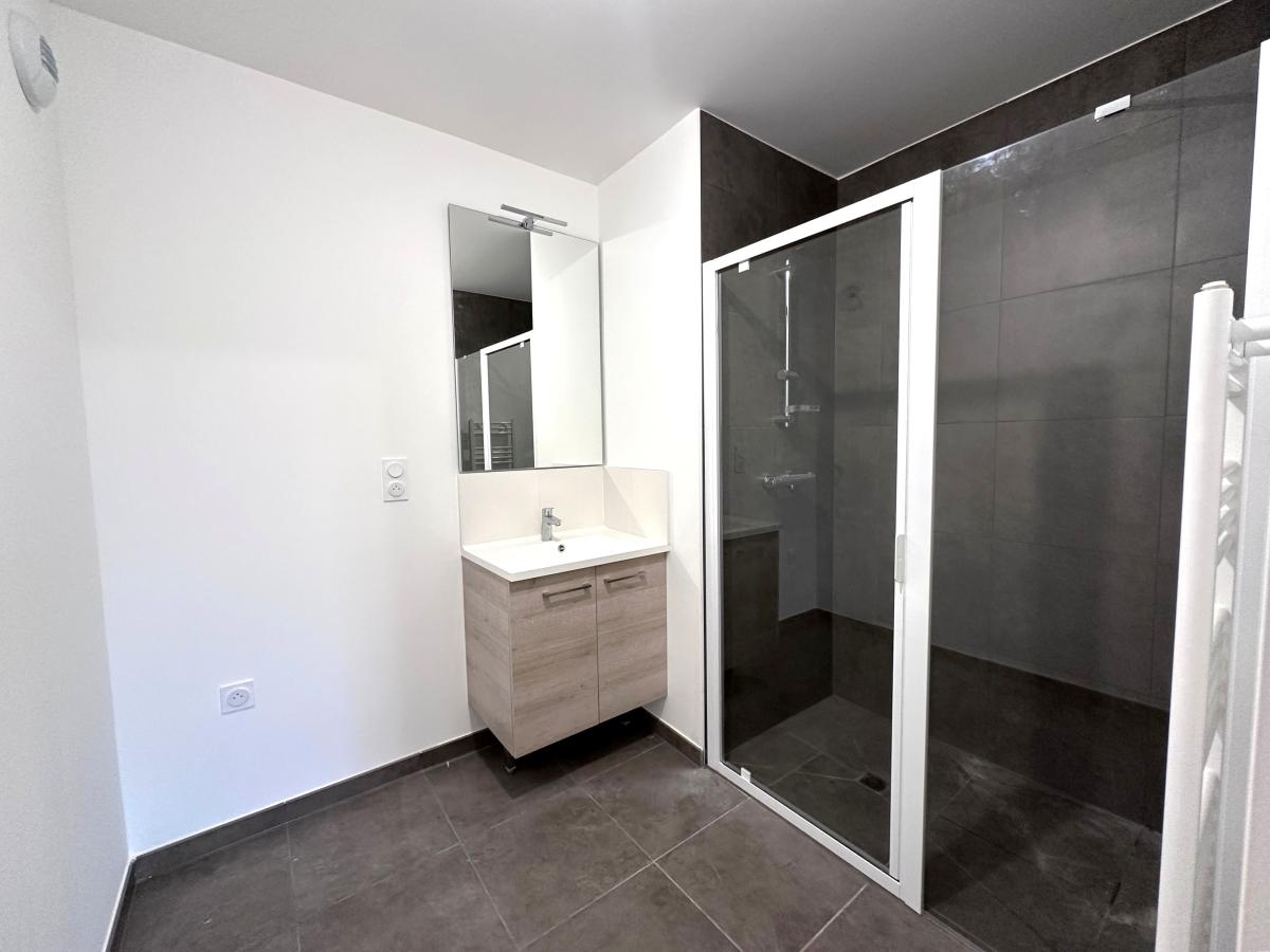 2 pièces - 2ème étage - 49m² - 800,72 € - Photo #7