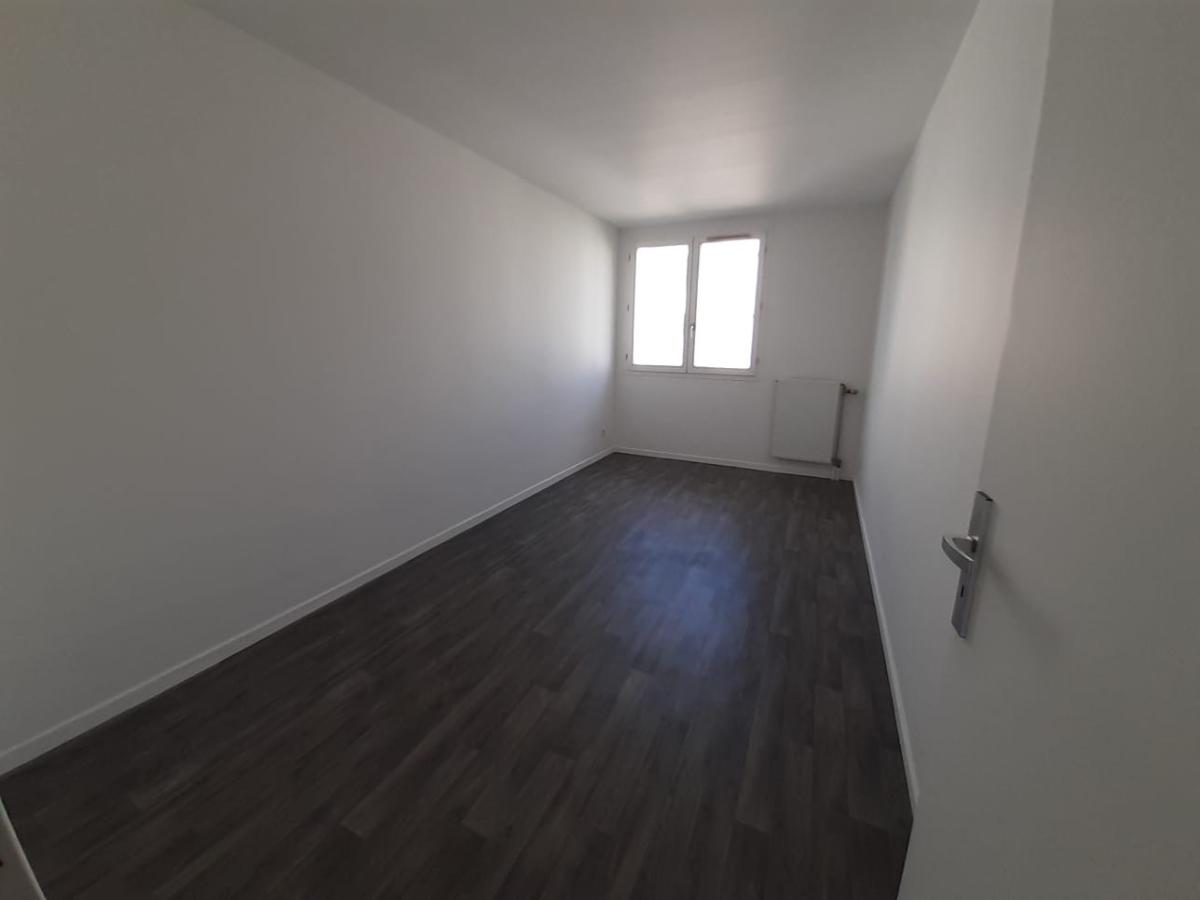 
																			3 pièces – 
																		4ème étage – 68m² - 177 000 € - Photo #4