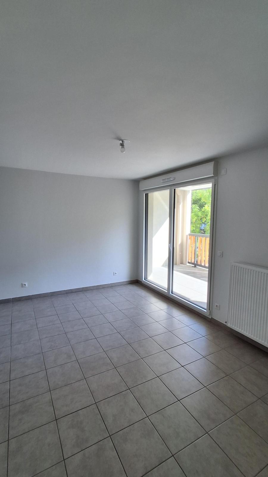 
																																							3 pièces - 
																																						2ème étage - 64m² - 755,74 € - Photo #4