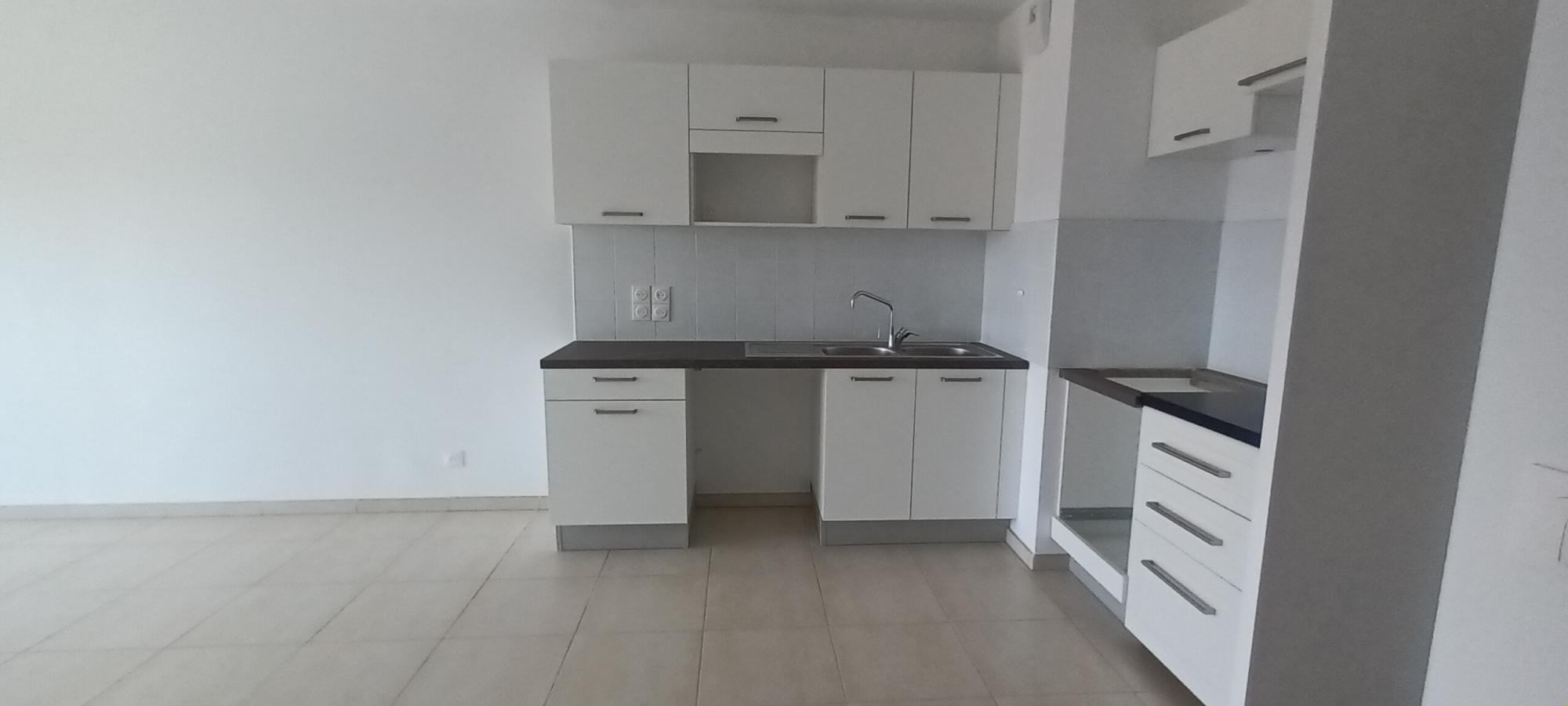 
																																							3 pièces - 
																																						1er étage - 65m² - 771,94 € - Photo #2