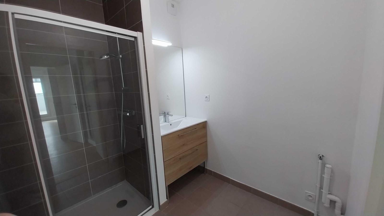 3 pièces - 3ème étage - 61m² - 733,89 € - Photo #4